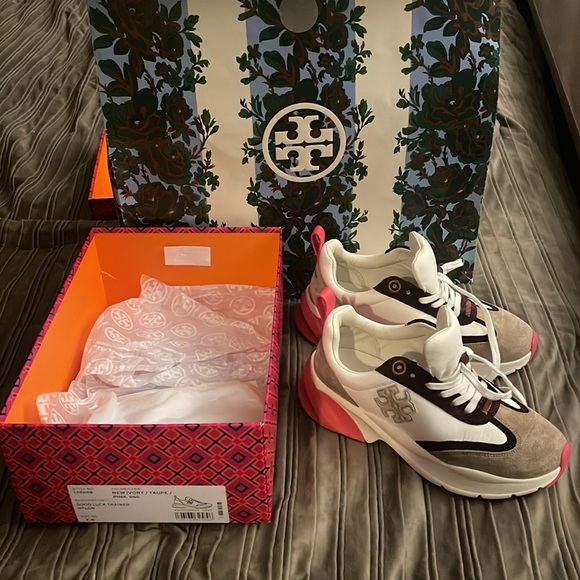 Hello! I am selling a pair of “Good luck trainer” (shoes) by Tory Burch. - Picture 7 of 7